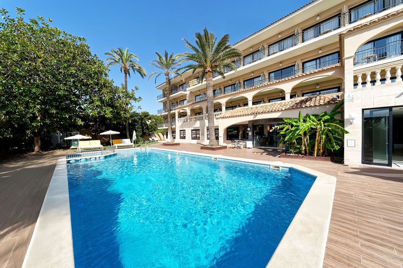 Lago Playa Pool